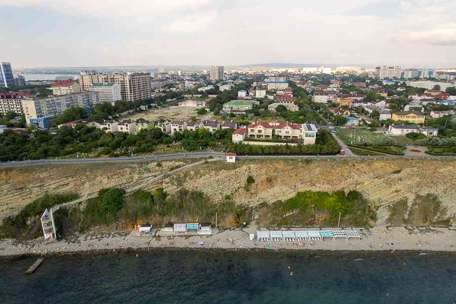 Пляж Высокий Берег